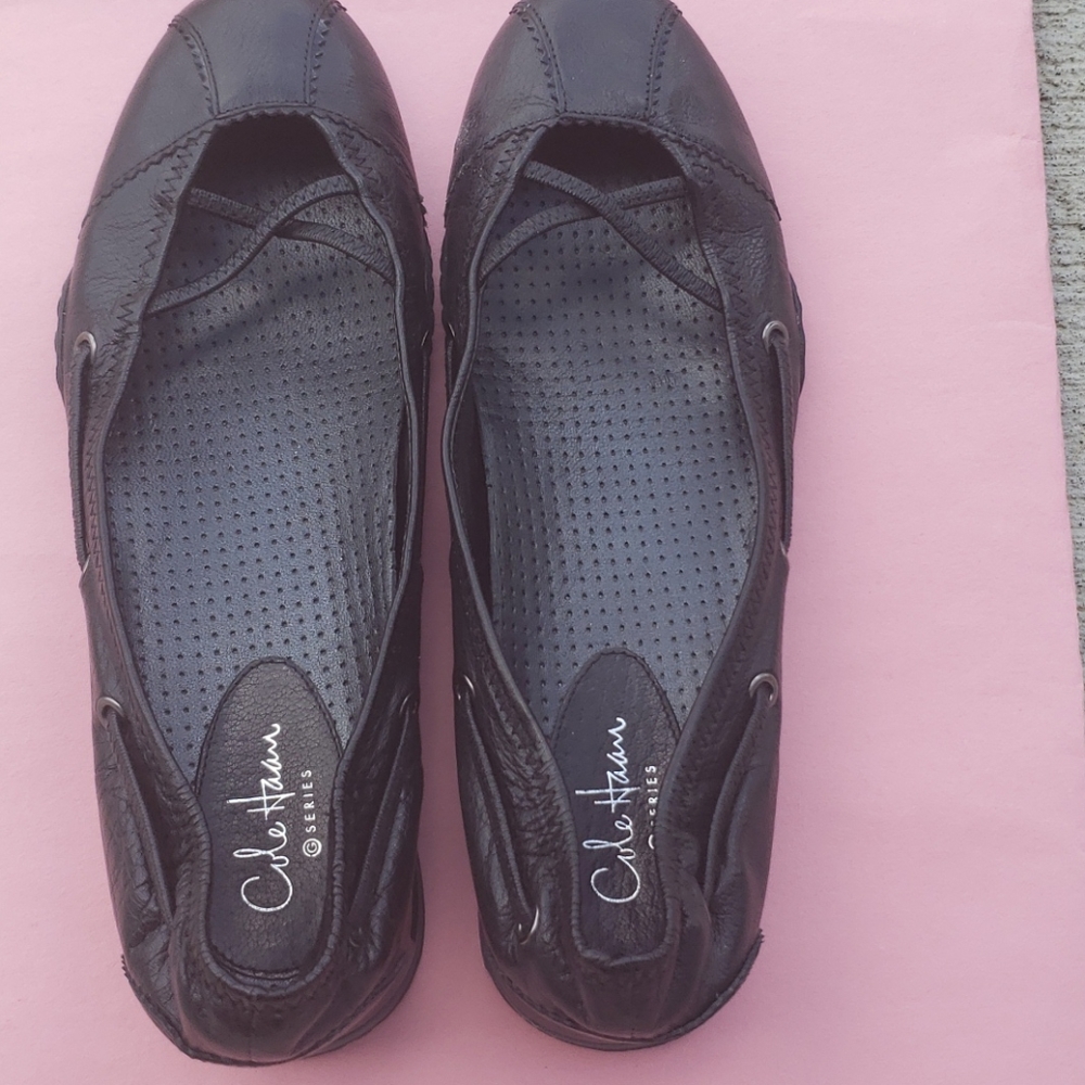Cole haan women dress shoes size 7 B color black